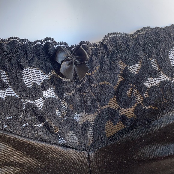 Glamorise Complete Comfort Wirefree Strapless Bra - Picture 3 of 7